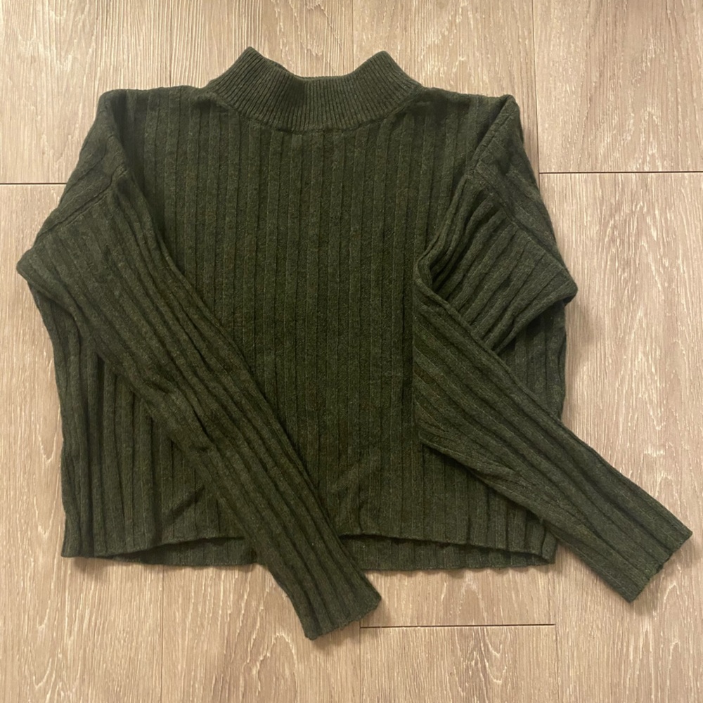 Madewell olive green sweater